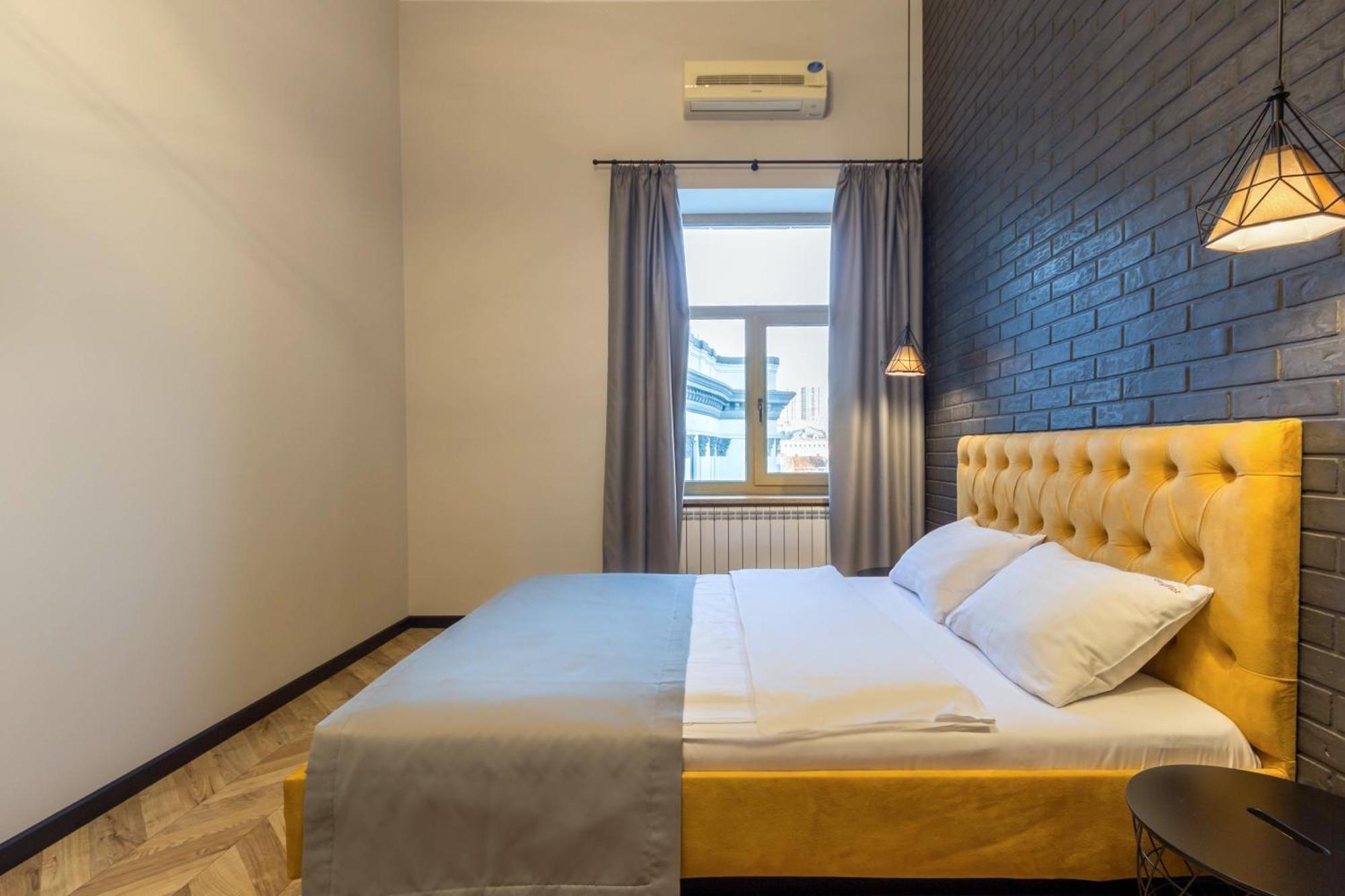 Central Apartments Kiev Dış mekan fotoğraf